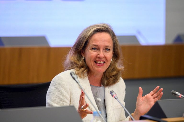 Calviño: habrá evolución económica «positiva» en el cuarto trimestre del año