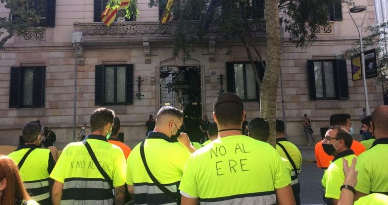 Unos 325 trabajadores impugnan ante el TSJC el ERE de la plantilla de Acciona en Nissan