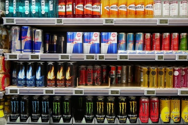Red Bull y otras bebidas energéticas, ¿son de verdad saludables?