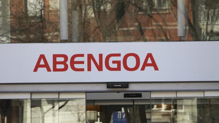 Minoritarios de Abengoa piden a CNMV que actúe ante «acefalia social»