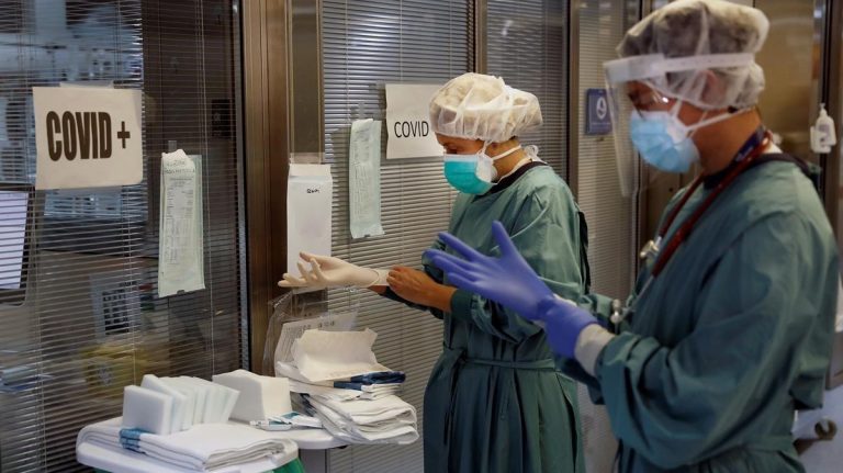 Andalucía suma 14 muertos, 1.613 casos y baja hasta los 2.062 hospitalizados