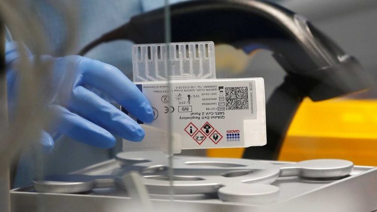 Bajan los nuevos contagios en Euskadi hasta los 512