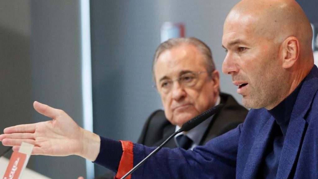 Florentino Perez Dice Adios A Zidane Con Gesto Serio Es Un Dia Triste Para Mi