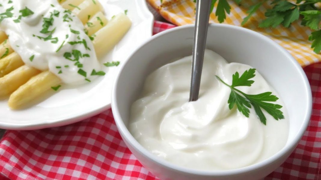 Cómo hacer una mayonesa con leche