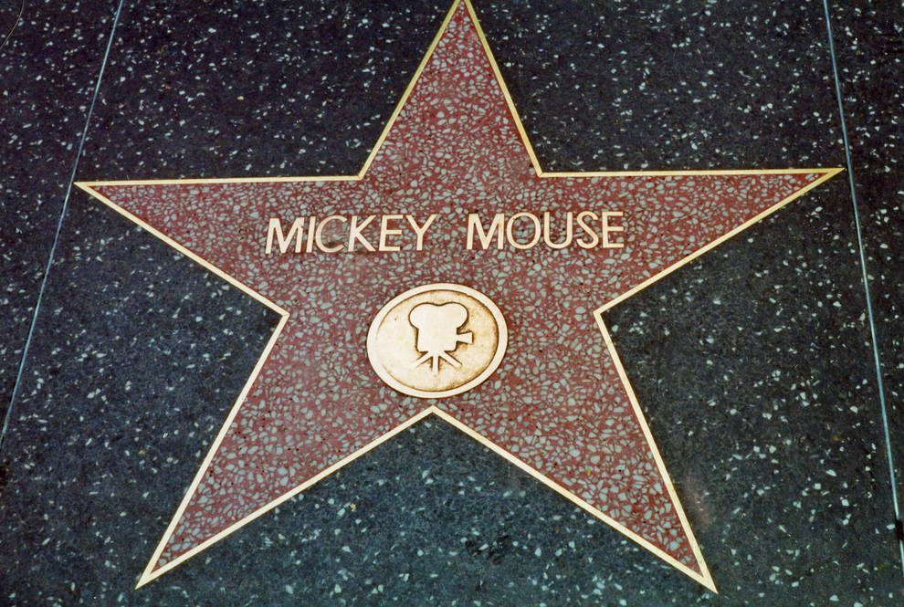 Estrella Del Conocido Ratón En El Paseo De La Fama De Hollywood.