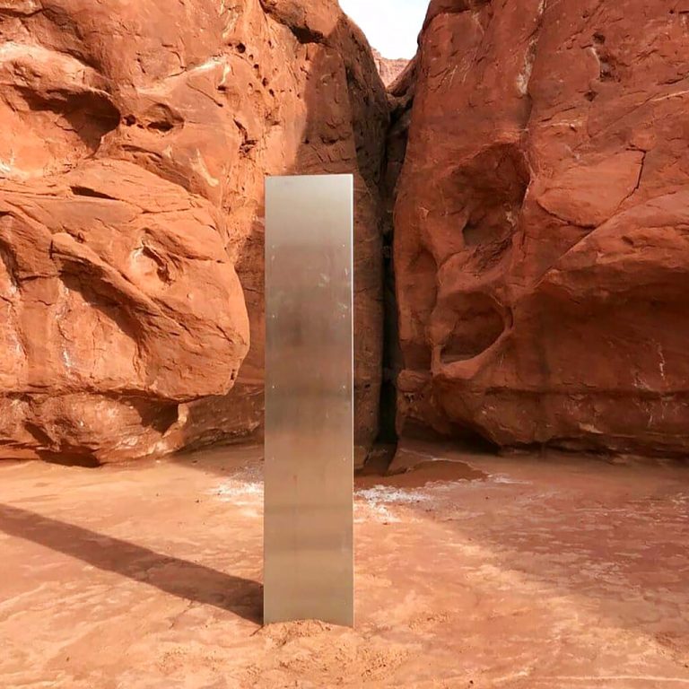 El monolito de Utah y otros descubrimientos insólitos en el mundo