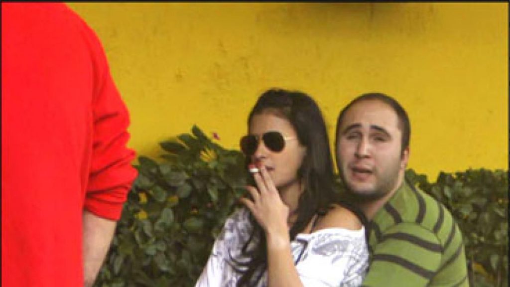 Noelia, con Kiko emperchado cuando todavía era Paquirrín.