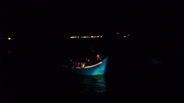 Encontrado el séptimo cadáver de la patera que volcó de noche en Lanzarote