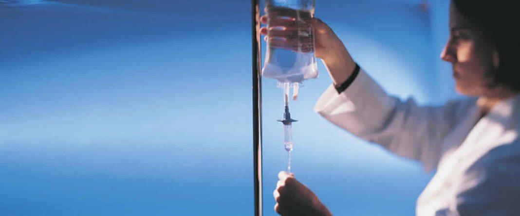 Cómo hacer un suero fisiológico casero y que ingredientes necesitas