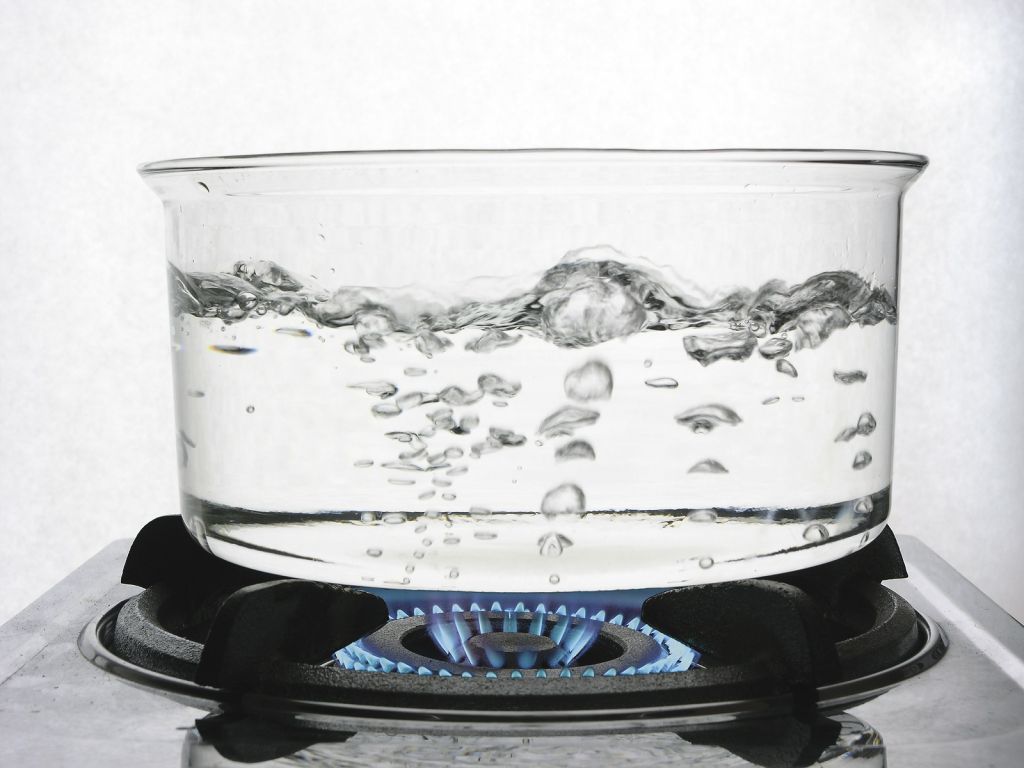 Puedes Emplear Agua Hirviendo