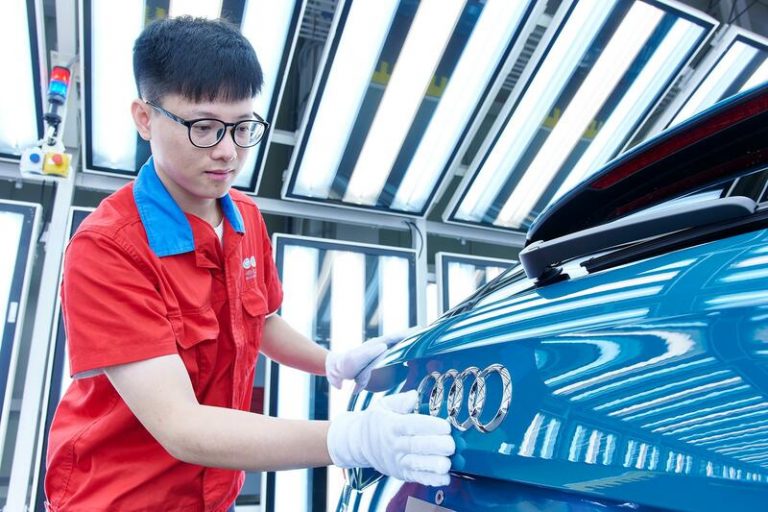 La actividad de las fábricas chinas acelera a máximos de la última década