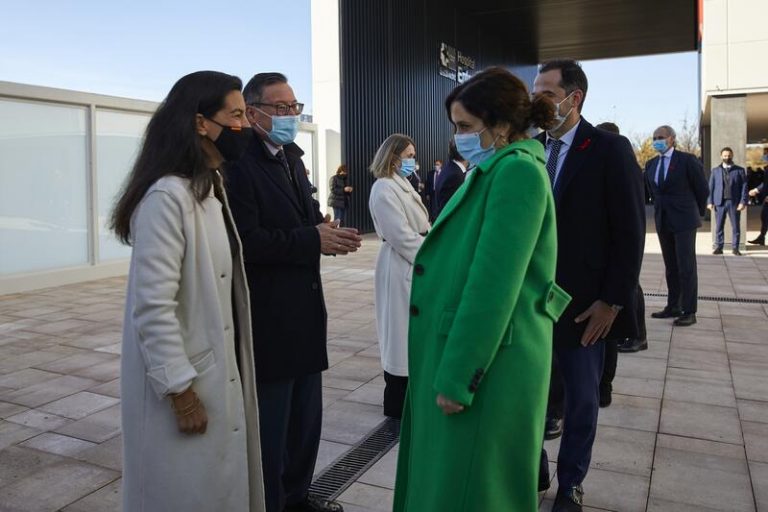 Vox ve el Zendal como una «buena inversión» para «sacar el Covid» del resto de hospitales