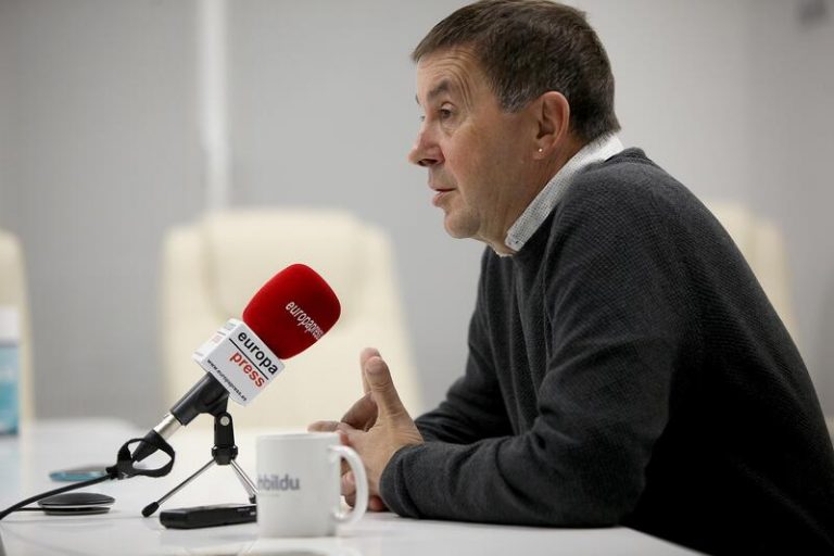 Otegi advierte que serán «exigentes» con la reforma laboral y la ley penitenciaria