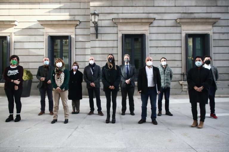CSIF carga contra la PNL que busca «imponer» las lenguas cooficiales