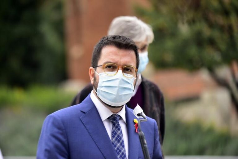 Aragonès lamenta la «tragedia» de Badalona y promete reubicaciones en las «próximas semanas»