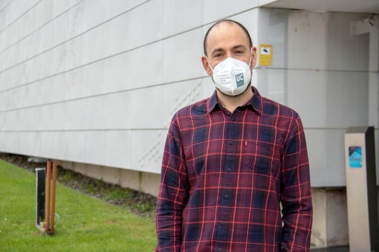 El investigador de la UC Álvaro Rada, premiado por su «excelencia científica en biología del desarrollo»