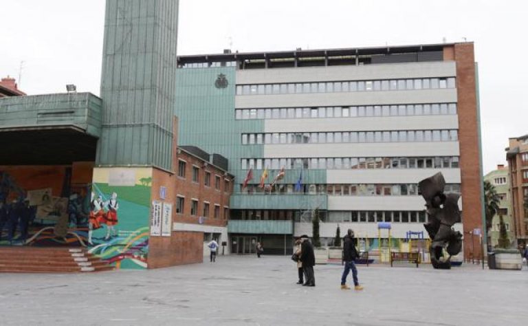 Ayuntamiento de Barakaldo ofrece a colegios colocar carpas en los patios