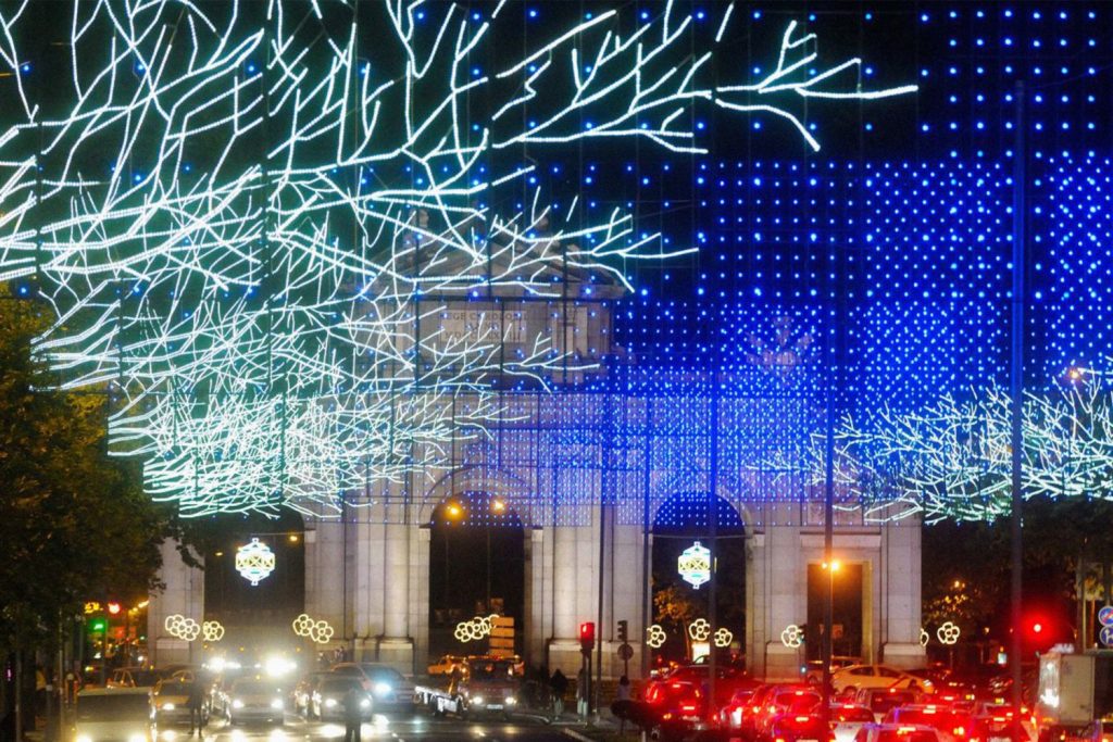 Disfruta De La Magia Especial De Las Calles En Navidad