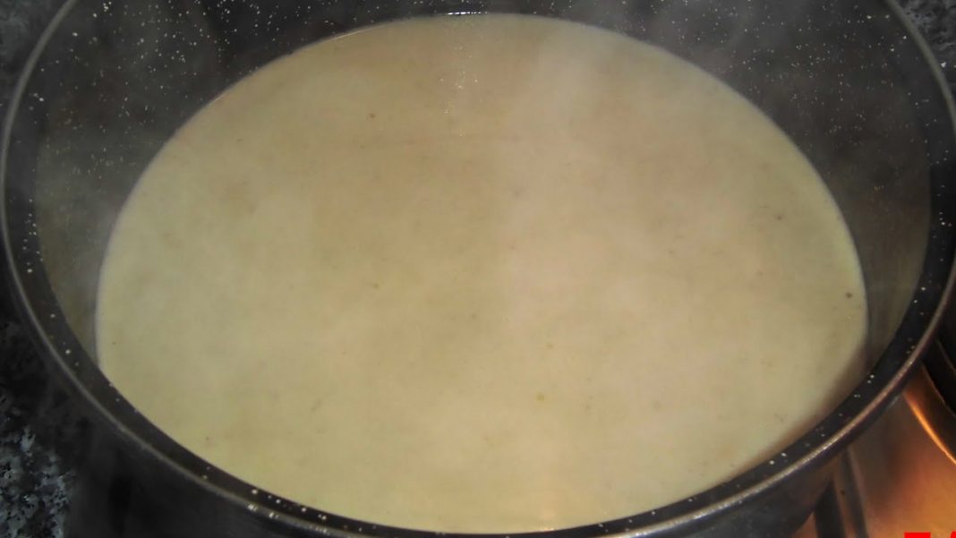 Cómo hacer una sopa de fideos con pollo para entrar en calor