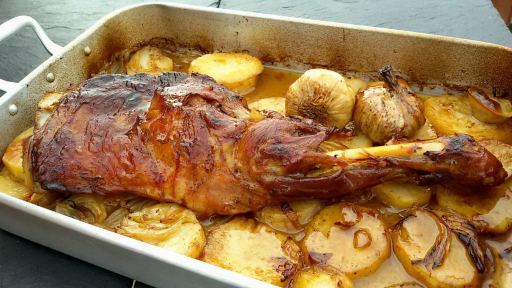 Preparación De La Pierna De Cordero Al Horno