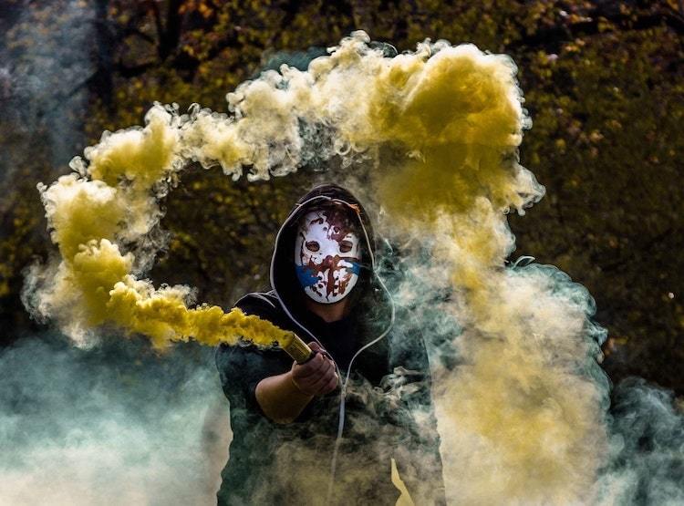 Cómo Hacer Una Bomba De Humo 2 Materiales Para La Fabricación