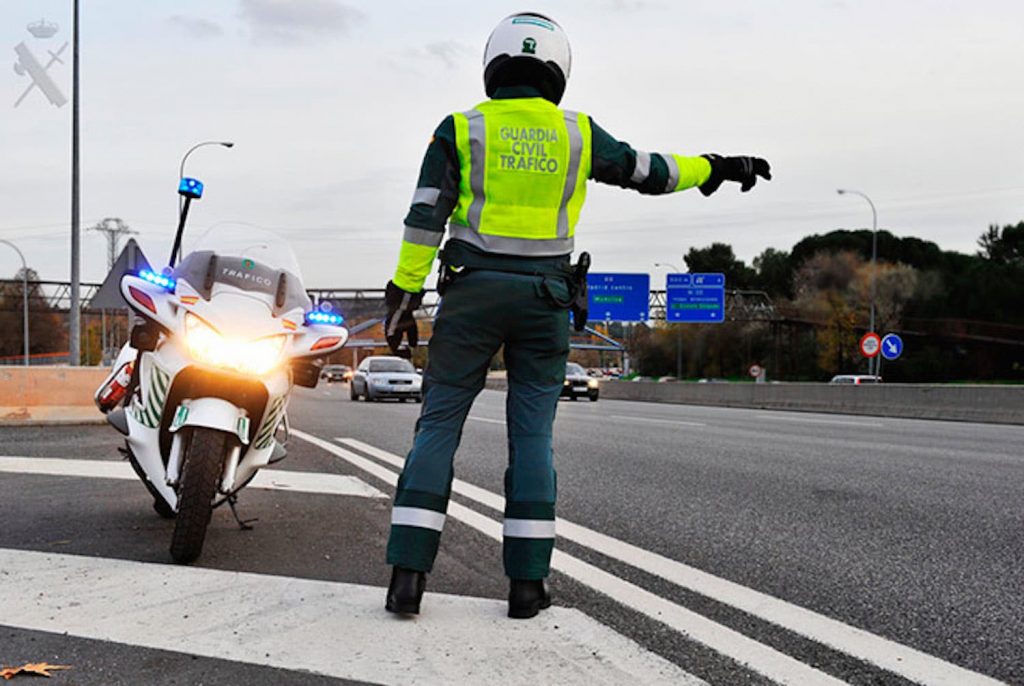 Mi Dgt: Cómo Pagar Las Tasas De Un Vehículo Con Tu Móvil