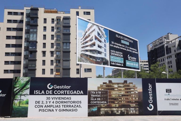 El precio de la vivienda sube un 0,9%, pero cae en Madrid y Barcelona
