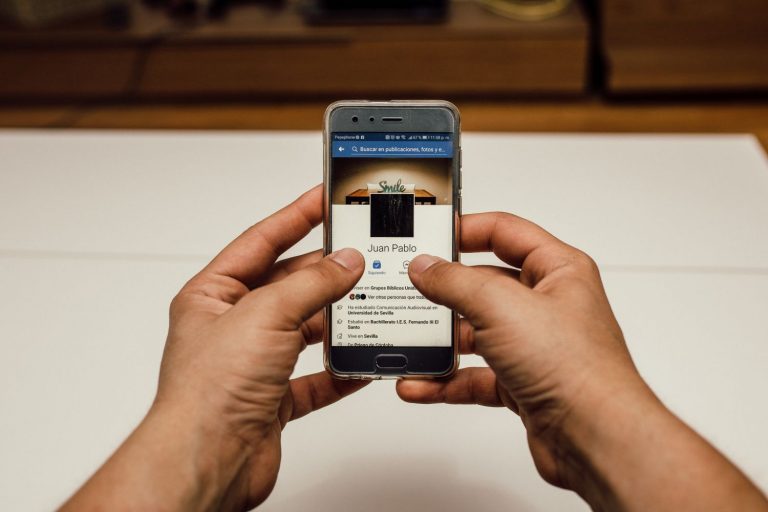 Facebook: Así puedes usar la versión escritorio en tu teléfono