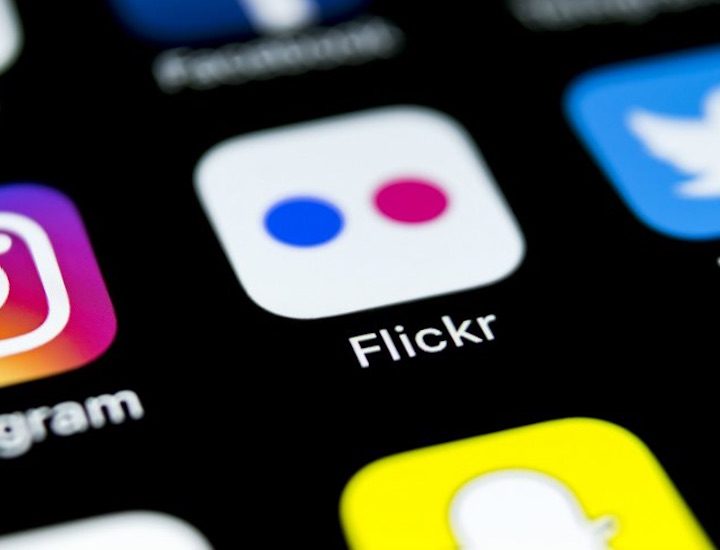 Flickr Está Más Hacia La Publicación De Fotos, Pero Puedes Compartir Vídeos