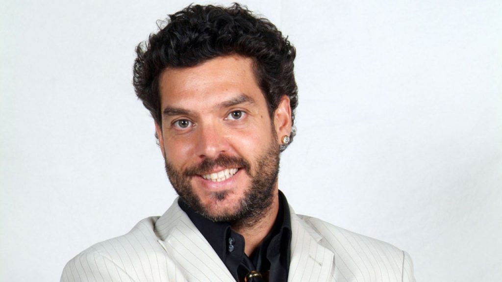 Javier Mora Los Protegidos