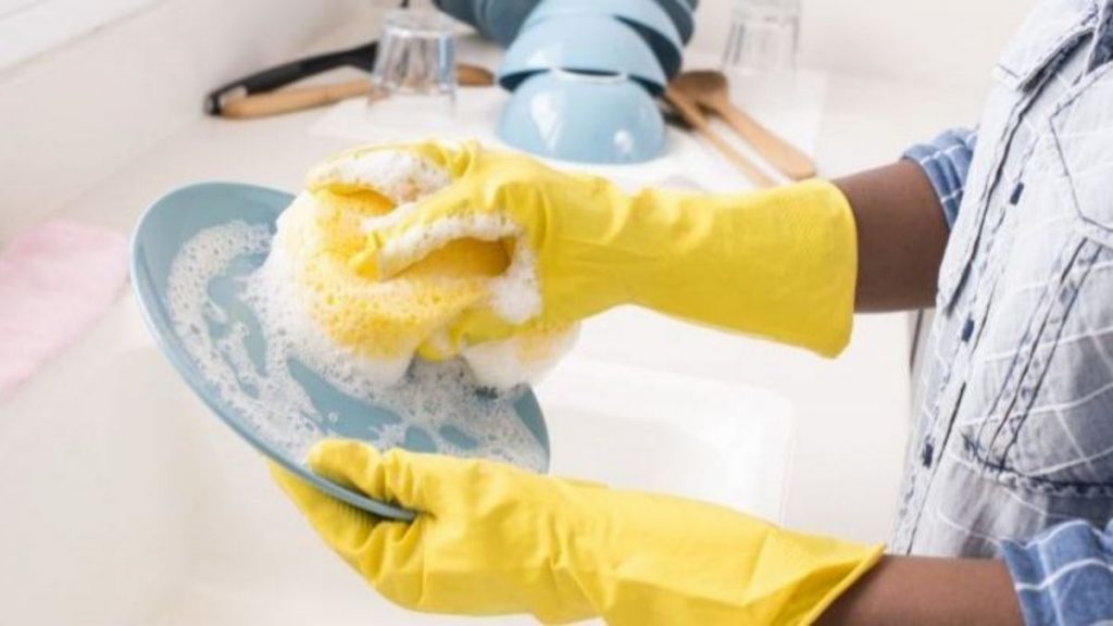 La solución en tus manos para el lavavajillas
