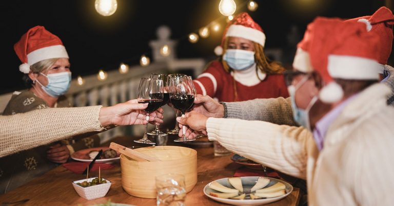 Nochebuena en familia: consejos sanitarios para no tener al Covid en la mesa