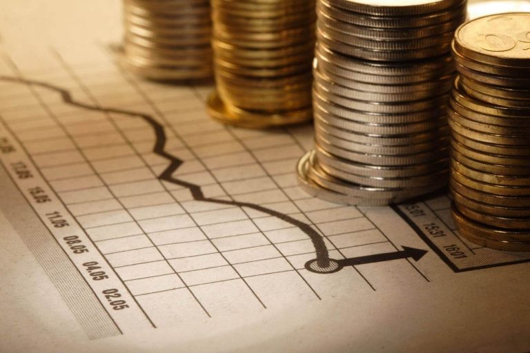 El superávit de la balanza por cuenta corriente bajó un 85,2%
