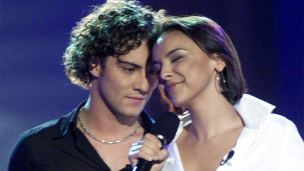 Todavia Lo Quiere Chenoa Se Desvive En Piropos Por David Bisbal 3