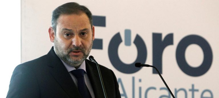 Ábalos apela a una visión de España «solidaria» y en su «totalidad»