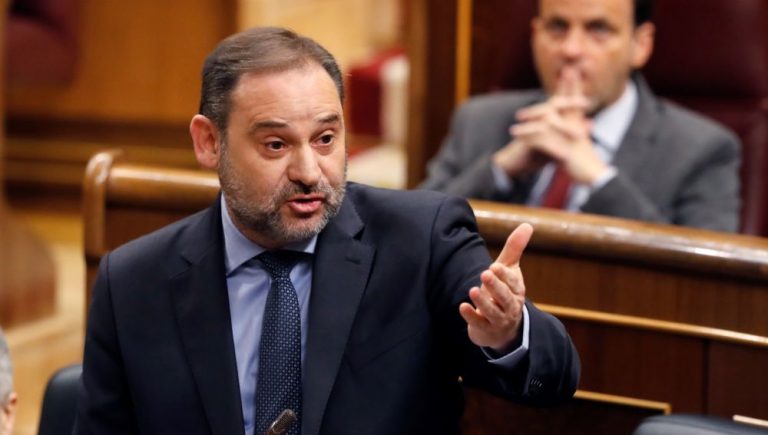 Ábalos sobre el chat de militares de retirados: «No han entendido de qué va esto de la democracia»