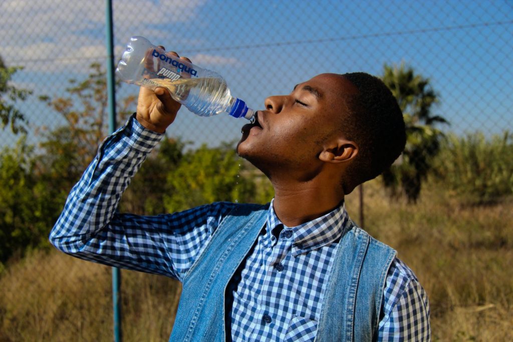 Por Qué Deberías Beber Un Vaso De Agua Nada Más Despertarte