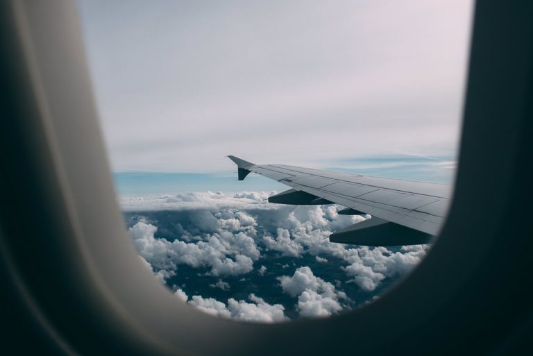Air Europa refuerza su logística para facilitar el transporte de vacunas