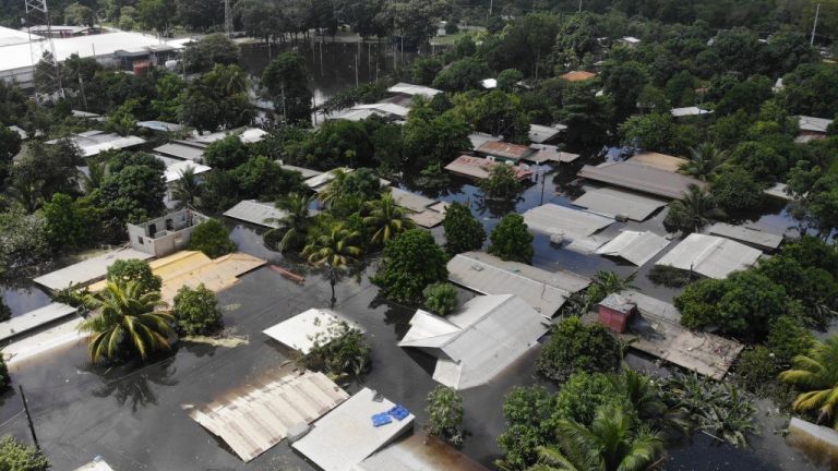 España envía ayuda humanitaria a los afectados por las tormentas en Guatemala
