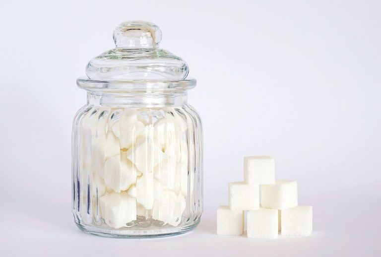 Edulcorantes: tres razones que te ponen en peligro y tres para incluirlos en tu dieta