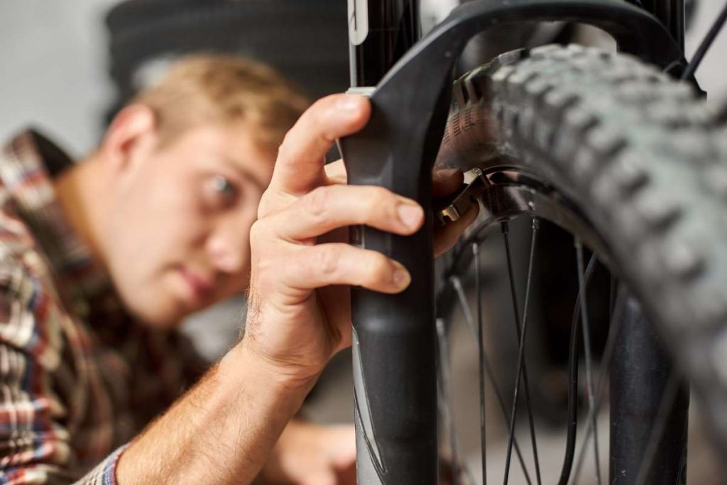 Motivos Por Los Cuáles Cambiar Una Rueda De Bicicleta