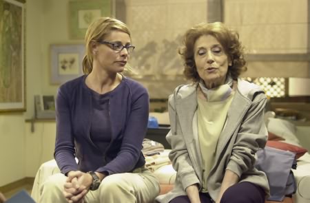 Estas Dos Grandes Actrices Fueron Madre E Hija En La Ficción. Amor De Abuelos Y Abuelas.