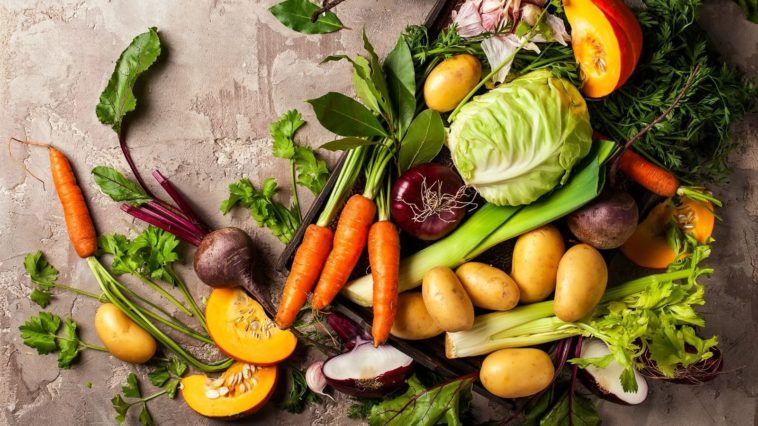 Las Verduras Y Frutas De Temporada