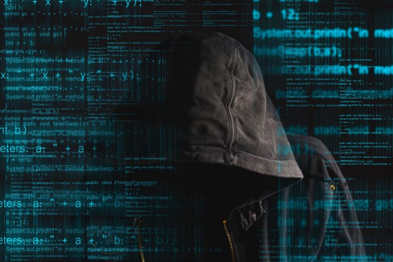 Menos que un café es lo que llegan a costar la información de identificación en la darkweb