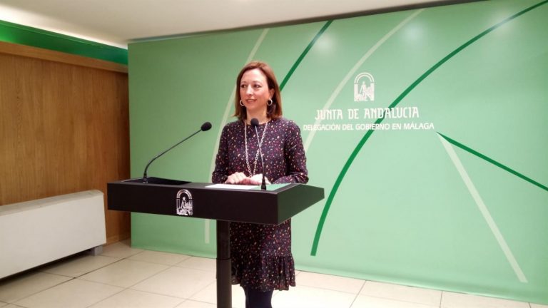 La delegada del Gobierno andaluz preside el primer Foro provincial de la Inmigración