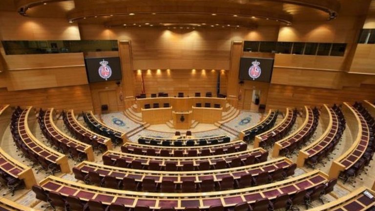 El Senado aprueba la retribución de los traductores