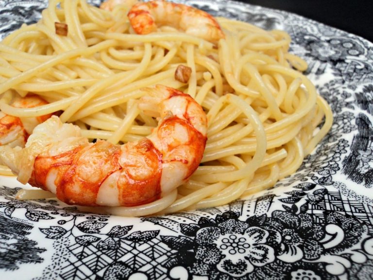 Cómo hacer unos espaguetis con gambas de calidad superior
