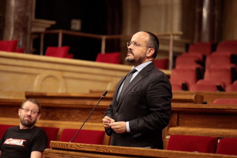 Fernández:»JxCat hace tiempo que tiene relaciones con partidos de extrema derecha»