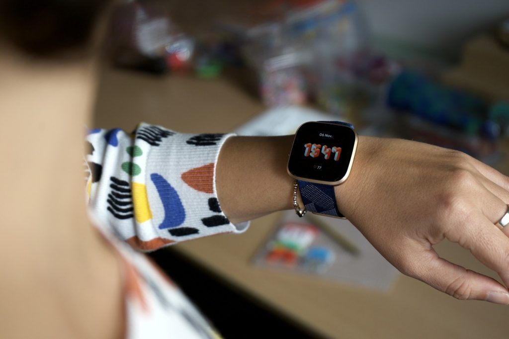 Fitbit Versa 2
