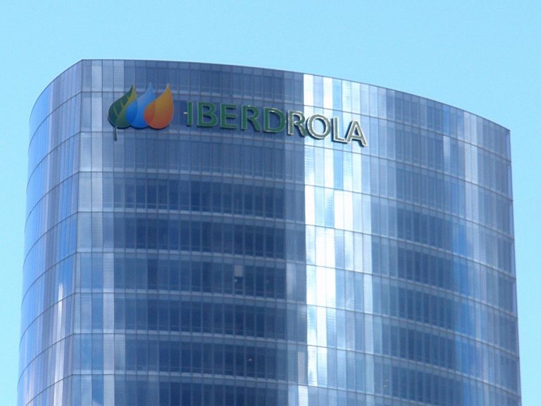 Iberdrola se alía con BNP Paribas para revolucionar el mercado del renting